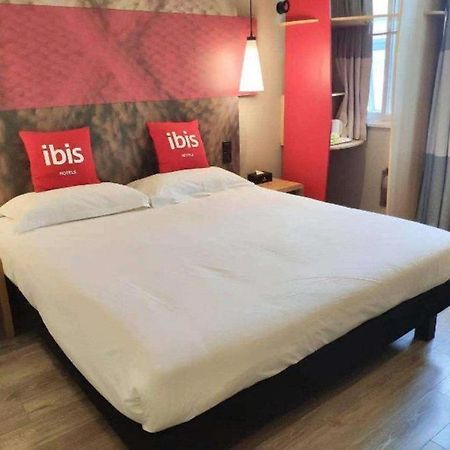 Отель Ibis Shenyang North Station Экстерьер фото